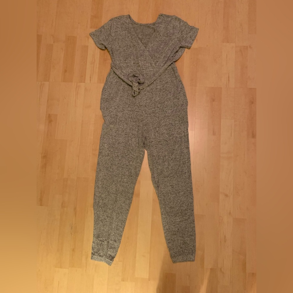 A Pea in the Pod Heathered Gray Jumpsuit